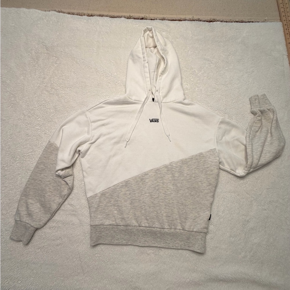 Vans Men's Two-Tone White & Light Gray Diagonal Panel Hoodie
